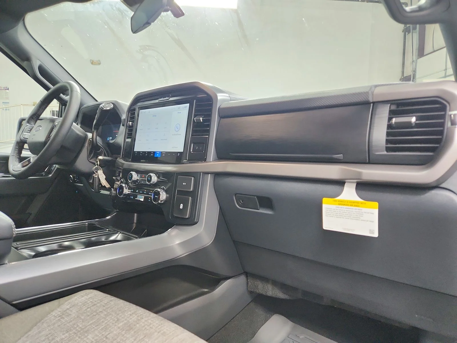 New 2026 White Ford XLT image 39
