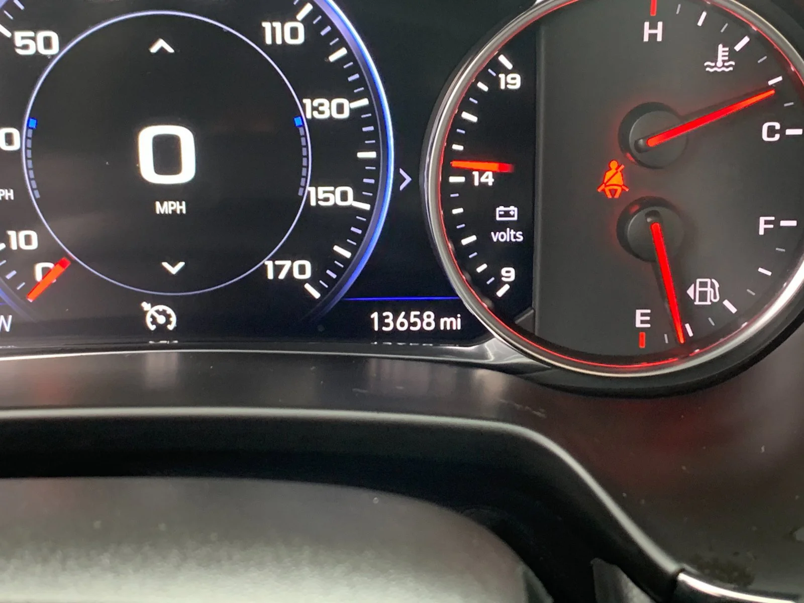 Used 2025 Sterling Gray Metallic Chevrolet RS image 29