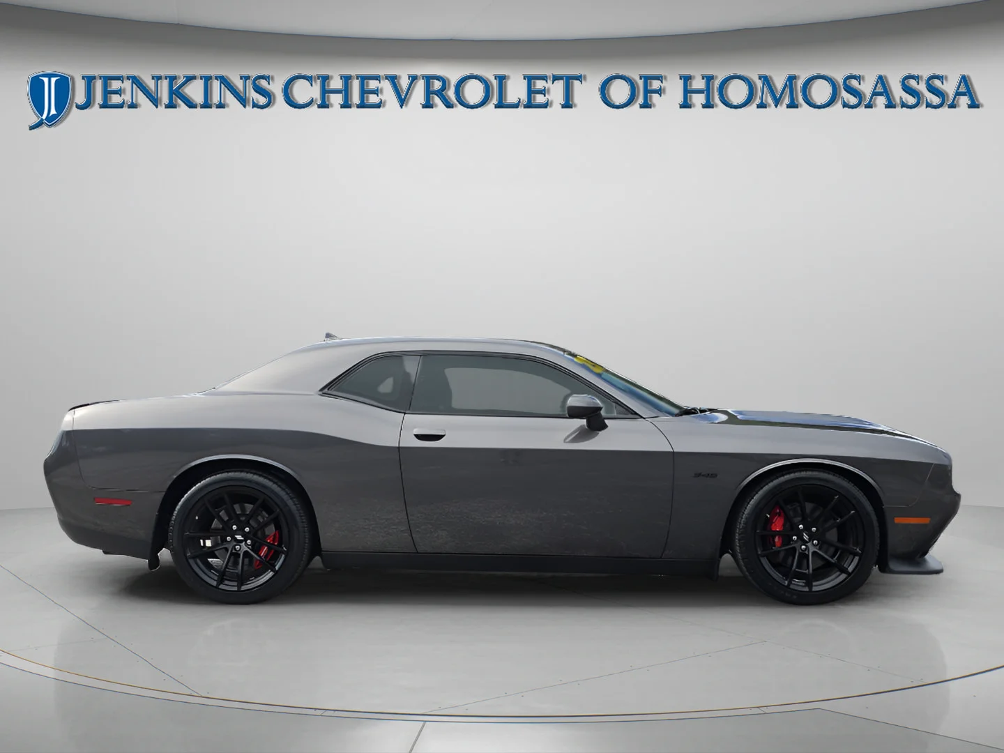 Used 2023 Granite Pearlcoat Dodge R/T image 3