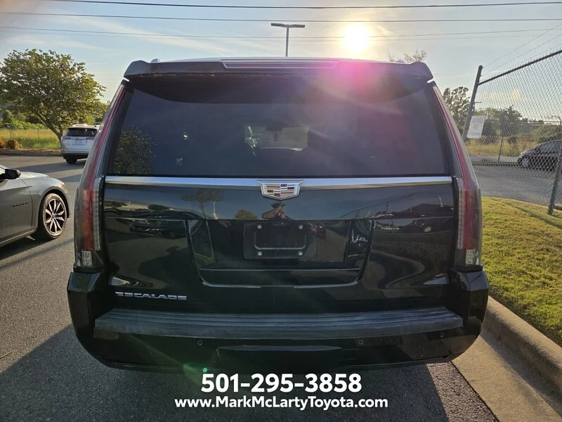 Used 2018 Black Raven CADILLAC PLATINUM EDITION image 5