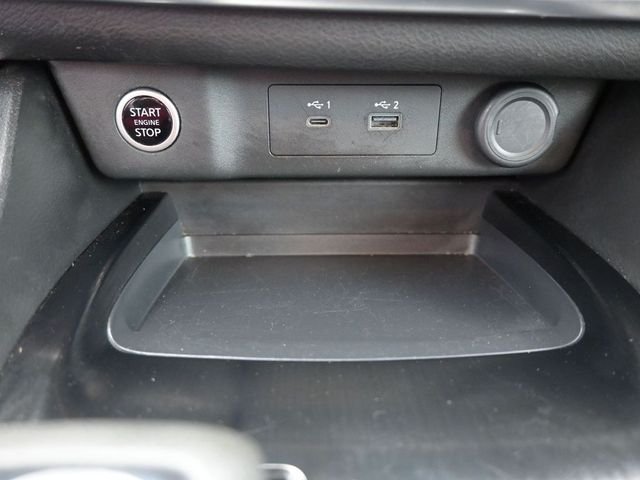 Used 2023 Blue Nissan SV image 4
