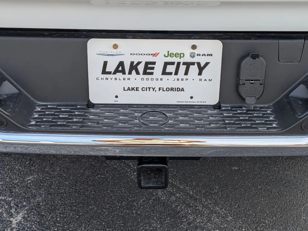 New 2026 Bright White Clearcoat RAM Big Horn/Lone Star image 14