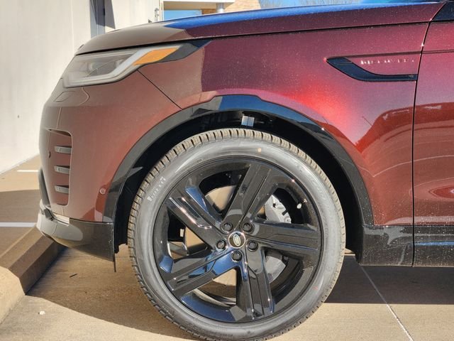 2026 Land Rover Discovery 6