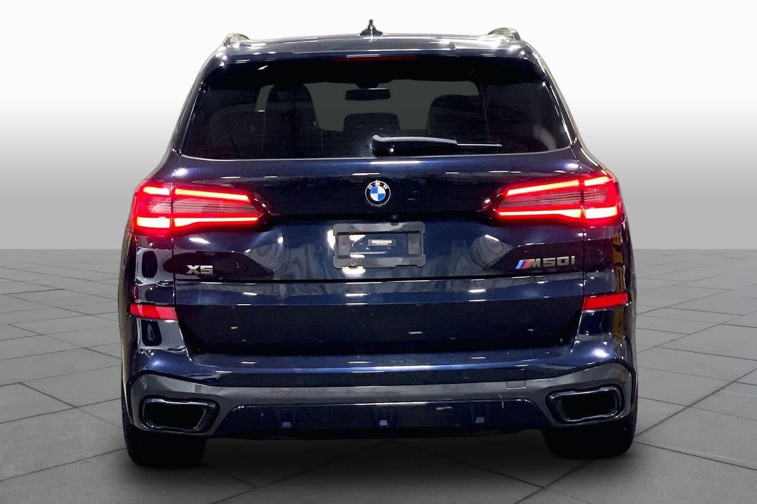 Used 2022 Carbon Black Metallic BMW M50i image 5