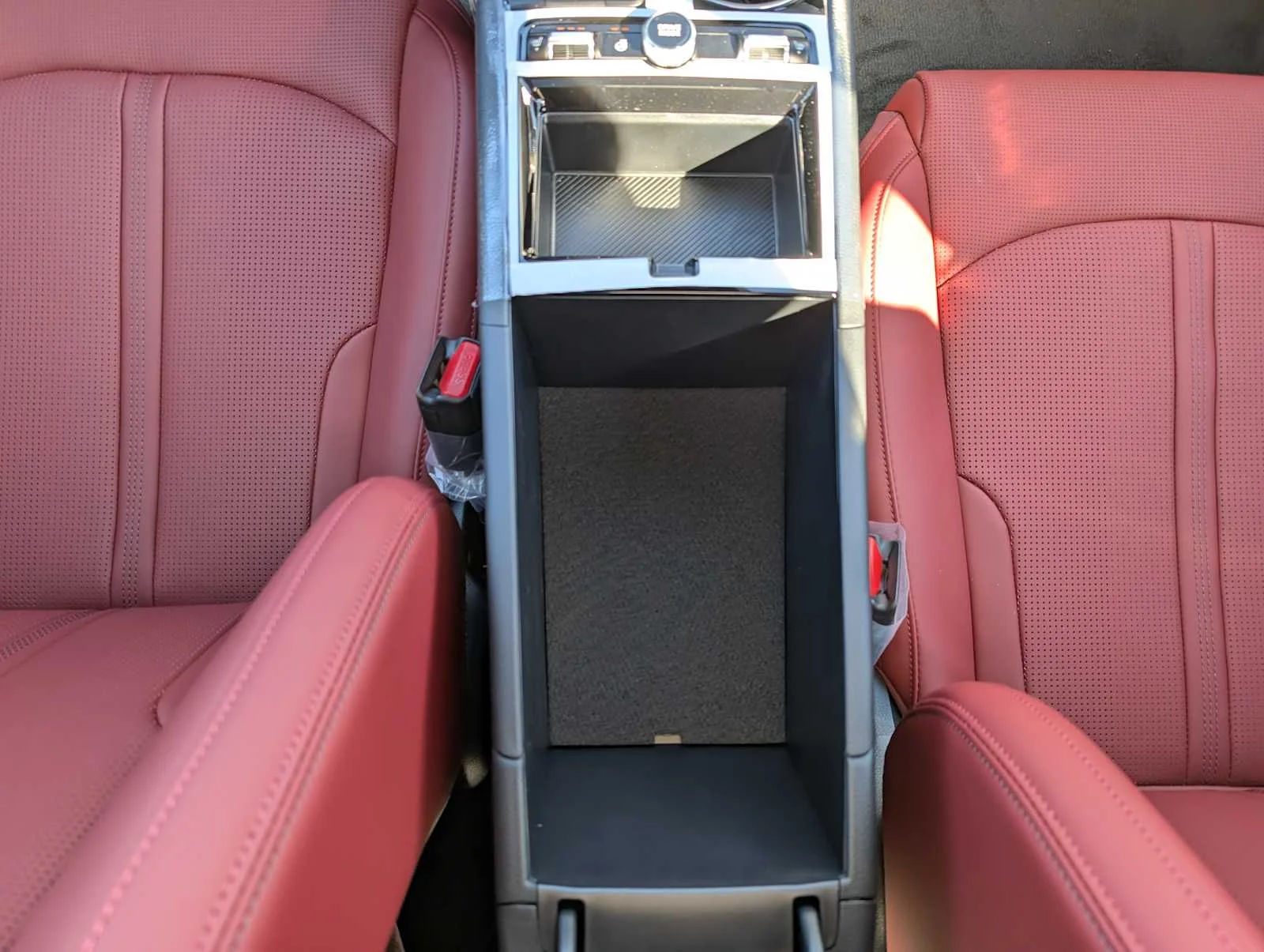 New 2026 Snow White Pearl Kia GT-Line image 13