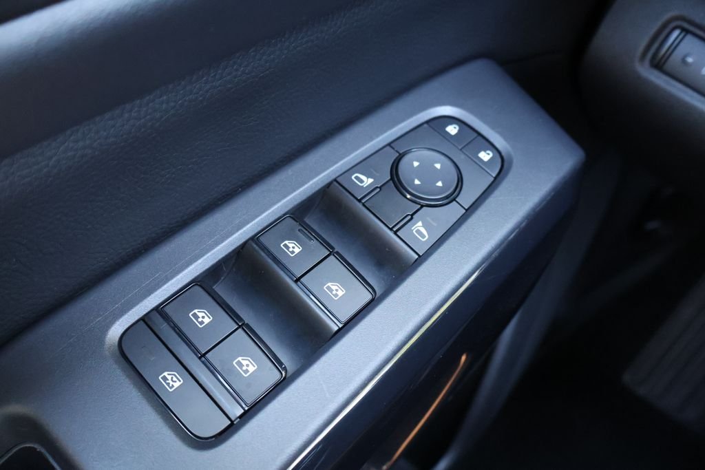 Used 2024 Super Black Nissan SV image 36