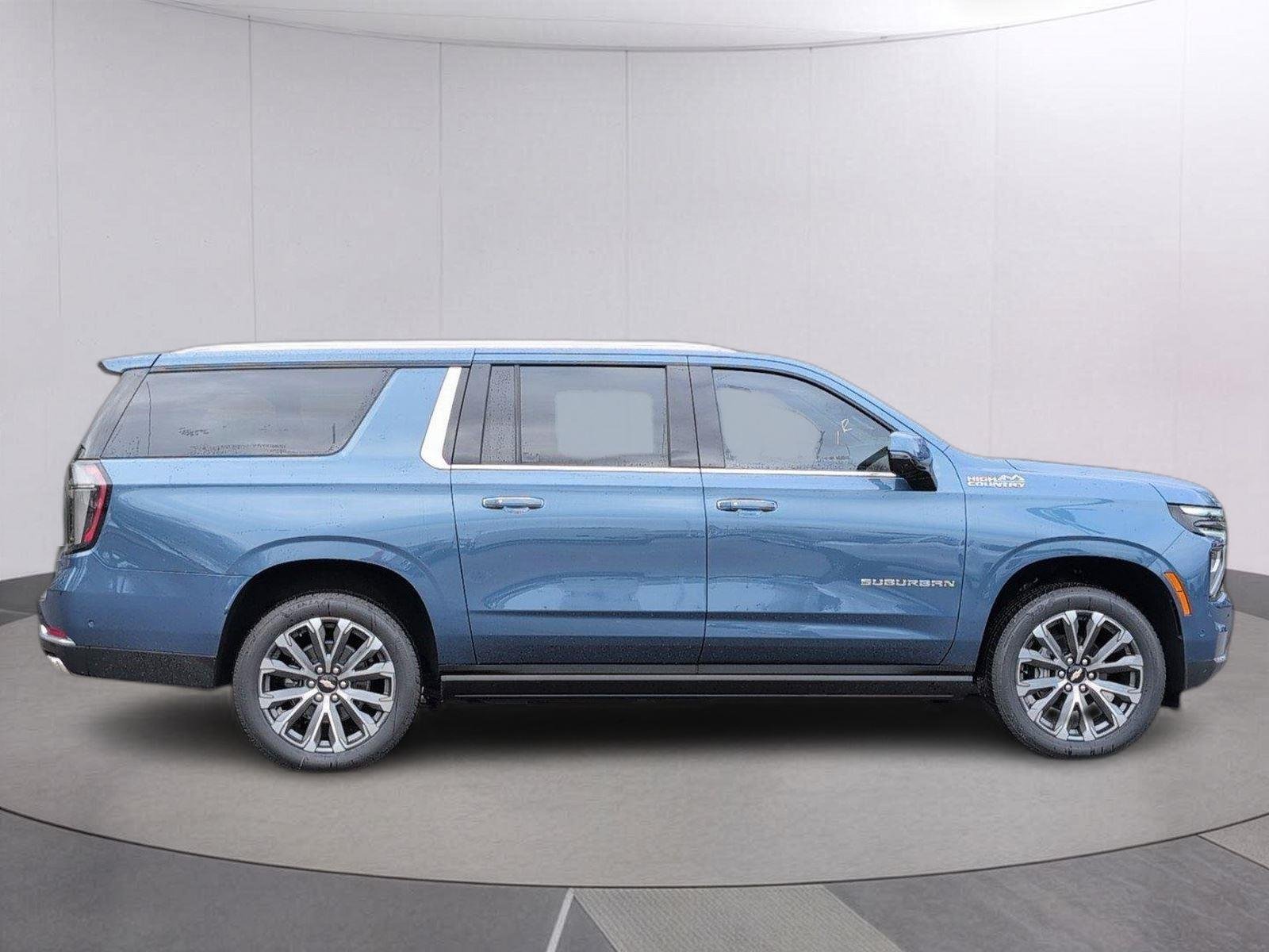 New 2026 Lakeshore Blue Metallic Chevrolet High Country image 2