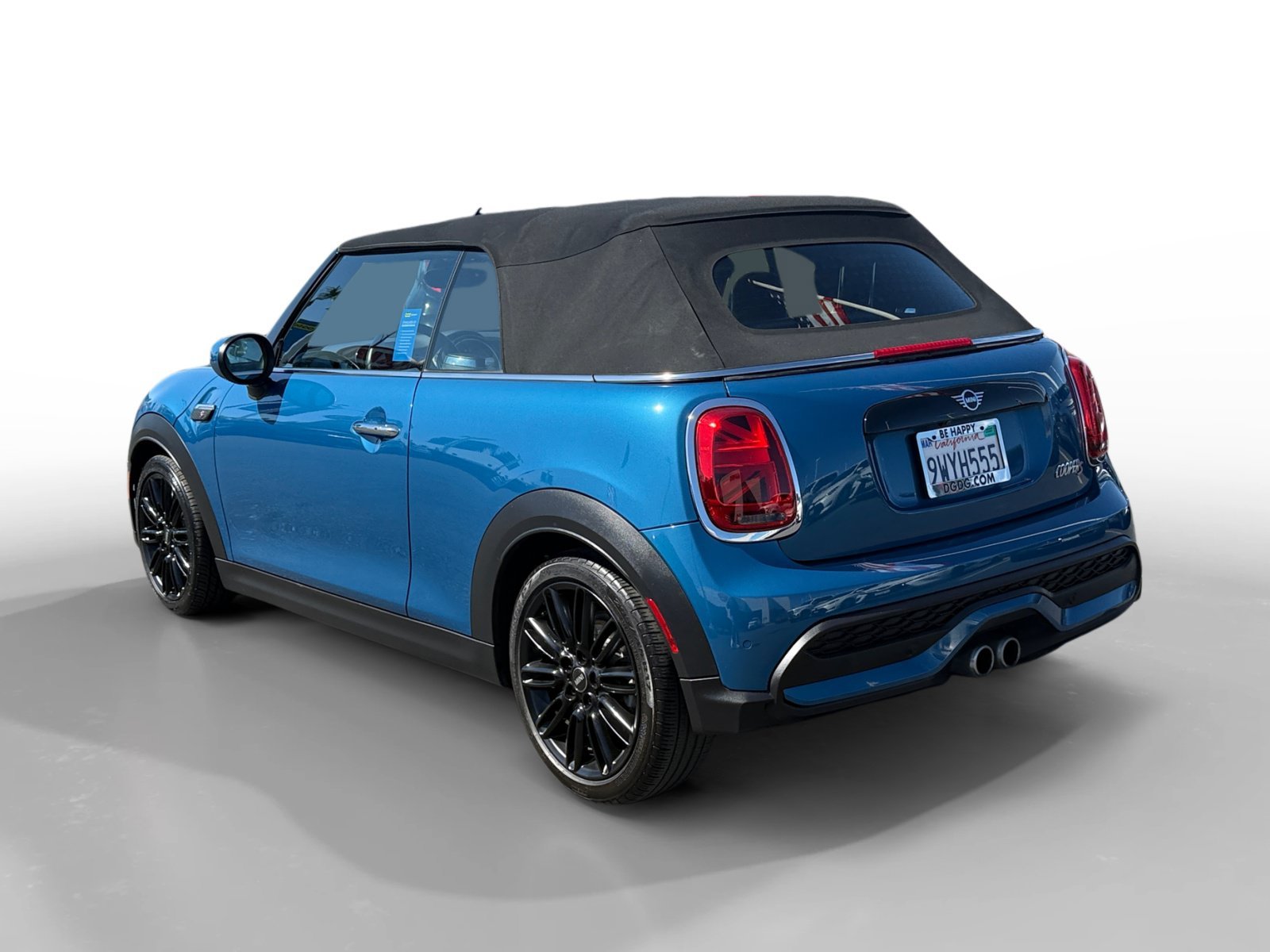 Used 2023 Island Blue Metallic MINI Base image 3