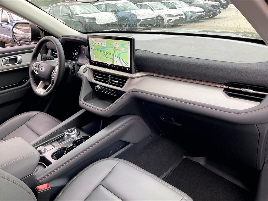 New 2026 Black Ford Active image 10