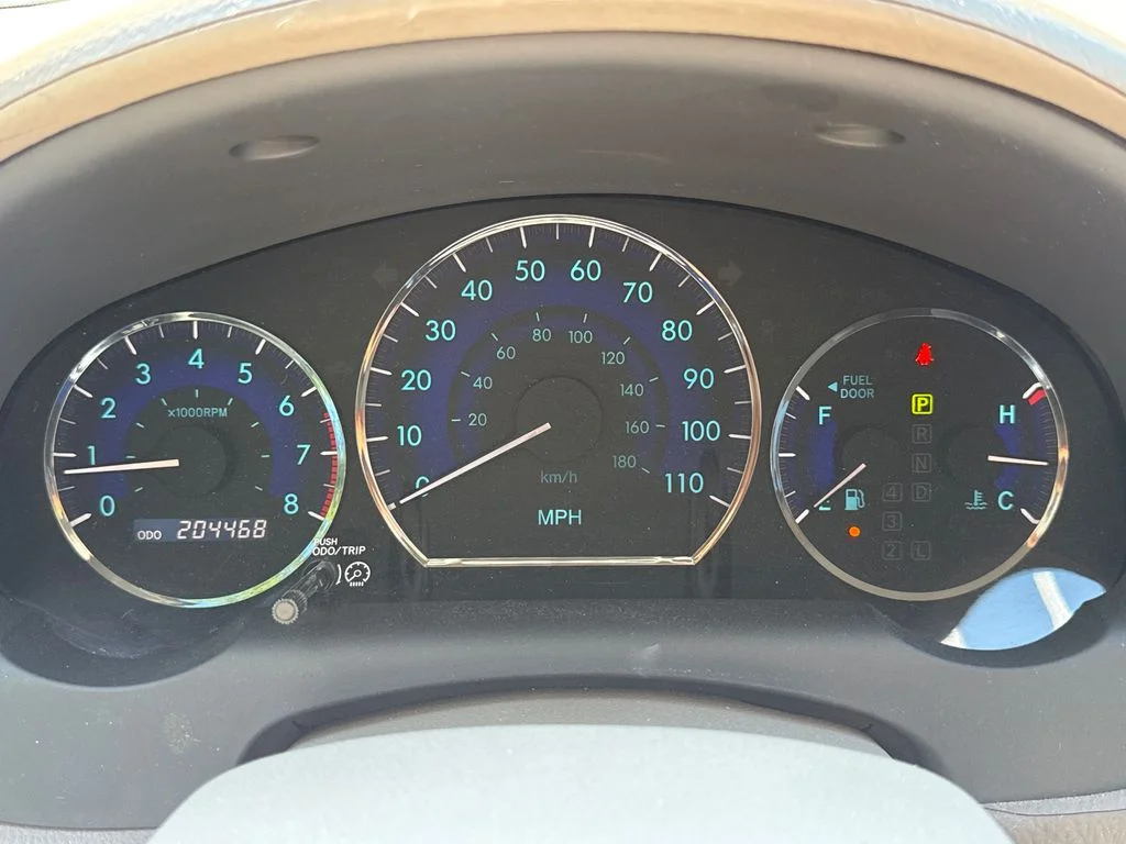 Used 2010 Blue Mirage Metallic Toyota LE image 21