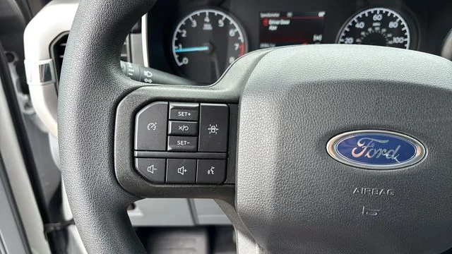 Used 2023 White Ford XL image 24