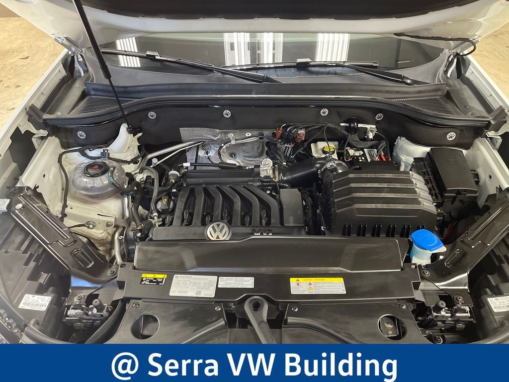Used 2023 Pure White Volkswagen 3.6L V6 SE w/Technology image 3