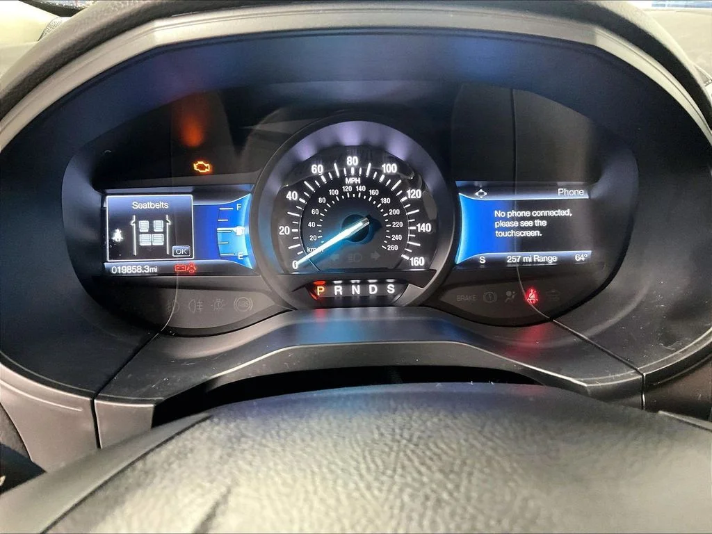 Used 2022 Black Ford SEL image 24
