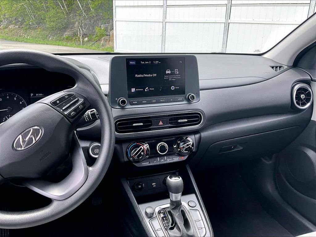 Used 2023 Gray Hyundai SEL image 18