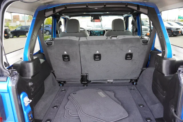 Certified Used 2025 Blue Jeep Rubicon image 20