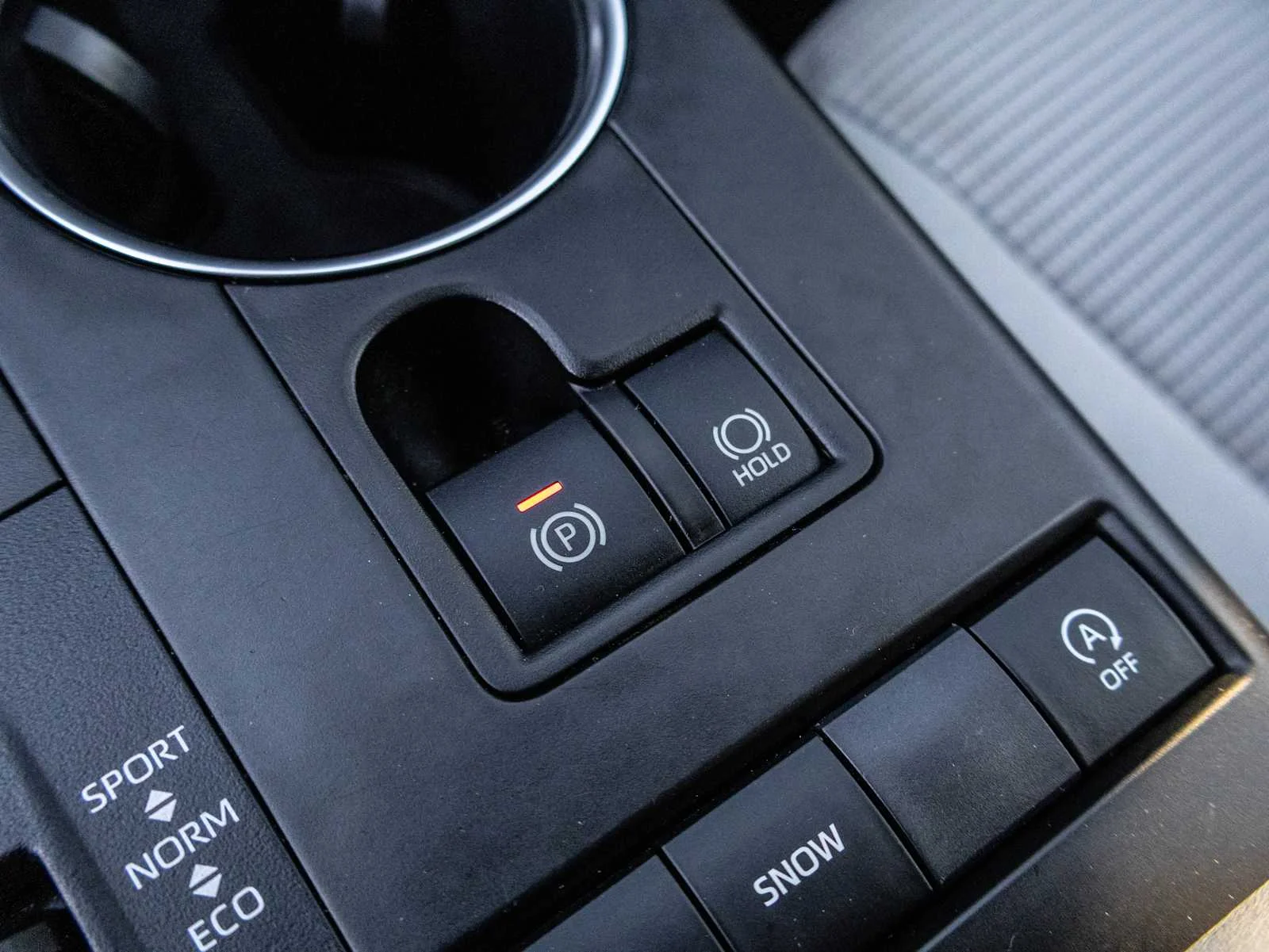 Used 2022 Silver Toyota LE image 27