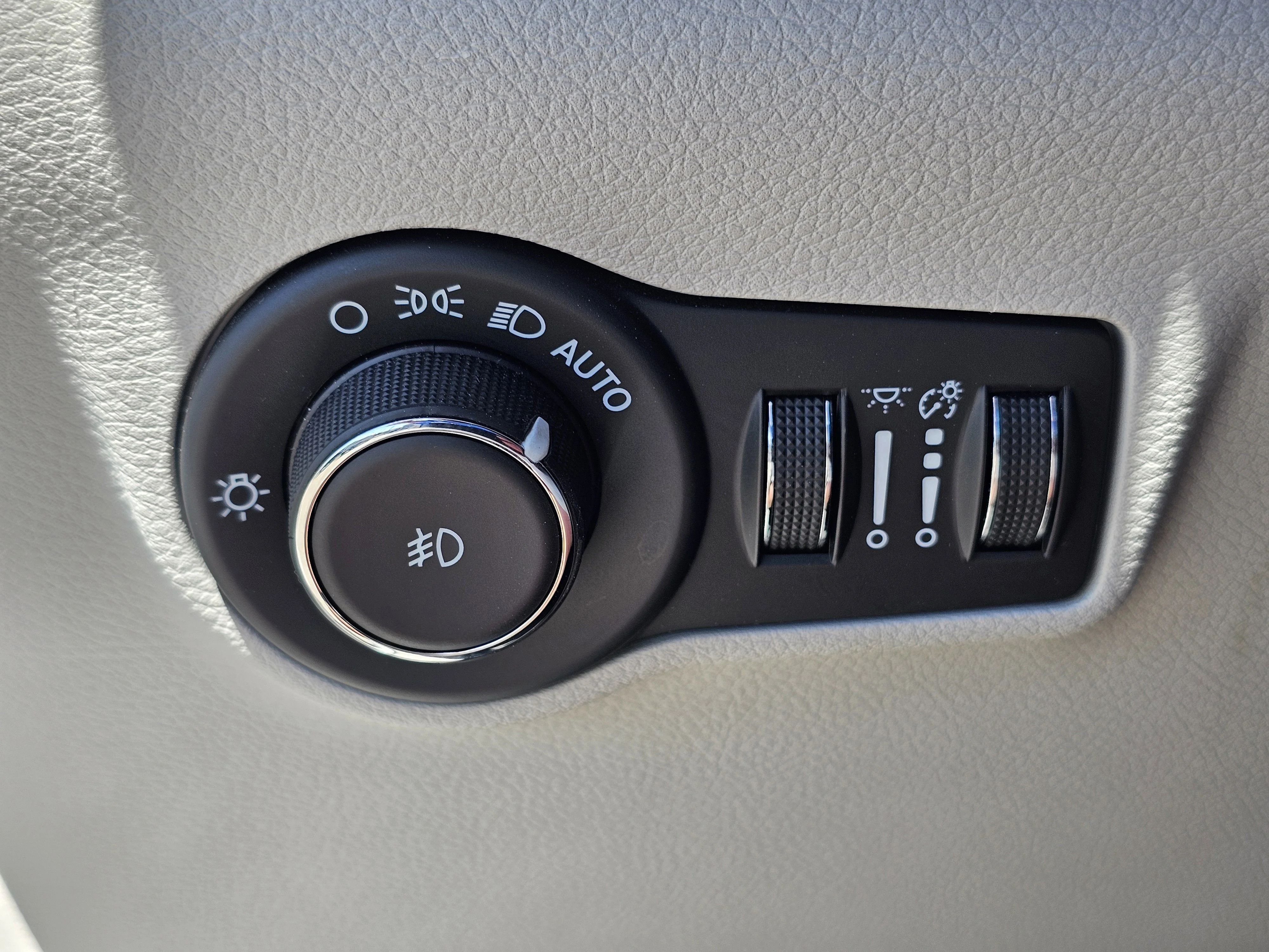 2023 Jeep Compass Latitude - Photo 19