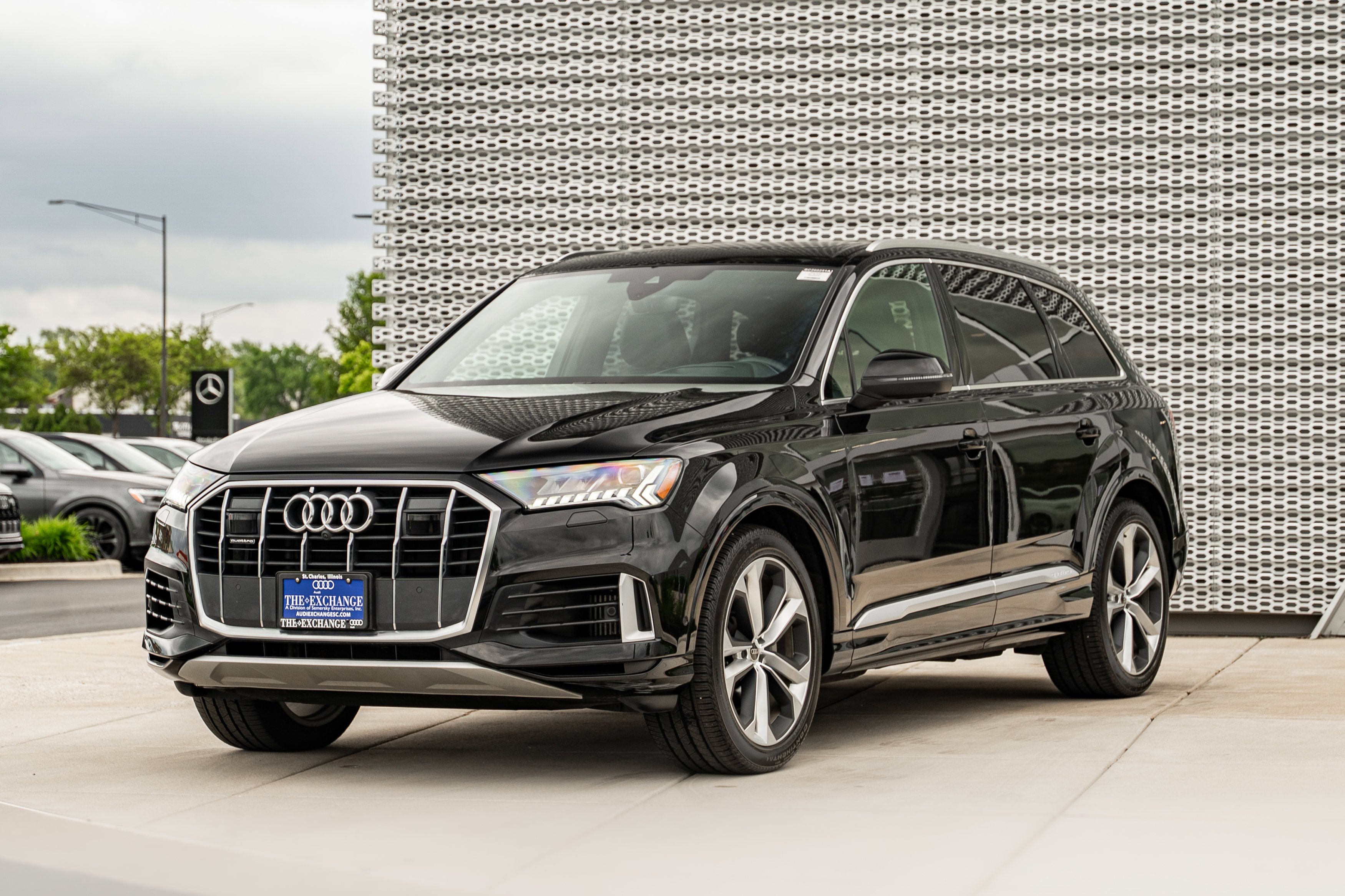 Used 2023 Mythos Black Metallic Audi Prestige image 7