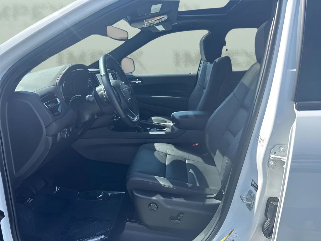 Used 2025 White Dodge R/T Premium image 9