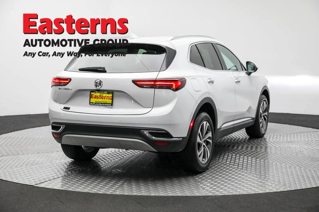 Used 2023 White Buick Essence image 5