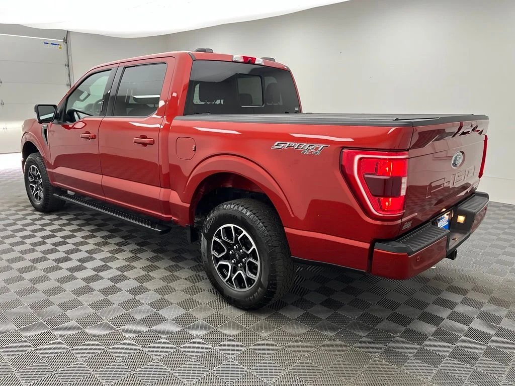 Used 2023 Red Ford XLT image 11