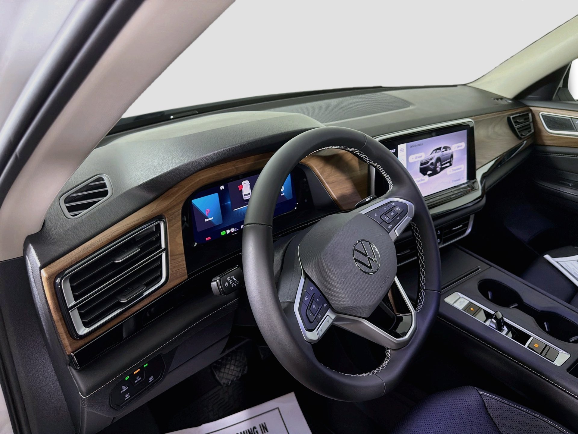 2026 Volkswagen Atlas SE - Photo 9