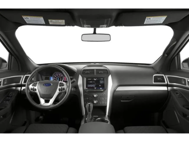 Used 2015 Red Ford XLT image 7