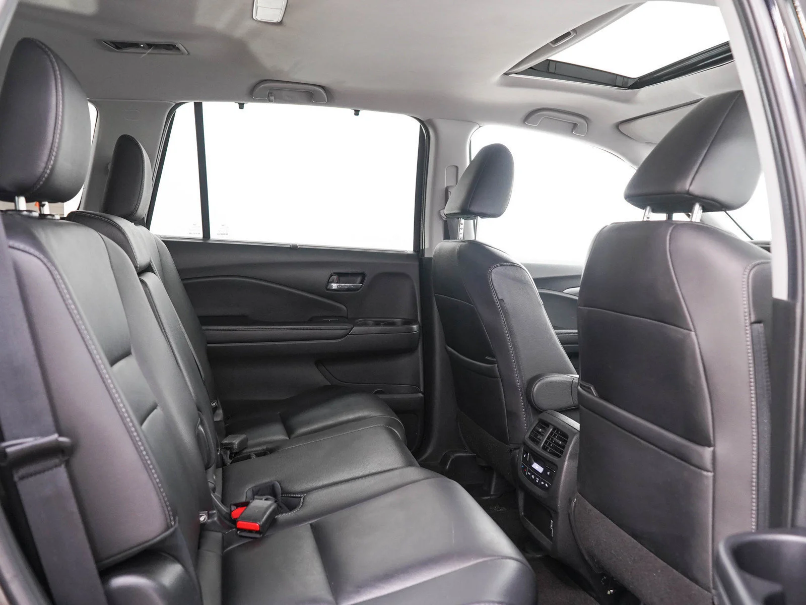 Used 2021 Crystal Black Pearl Honda Black Edition AWD image 14