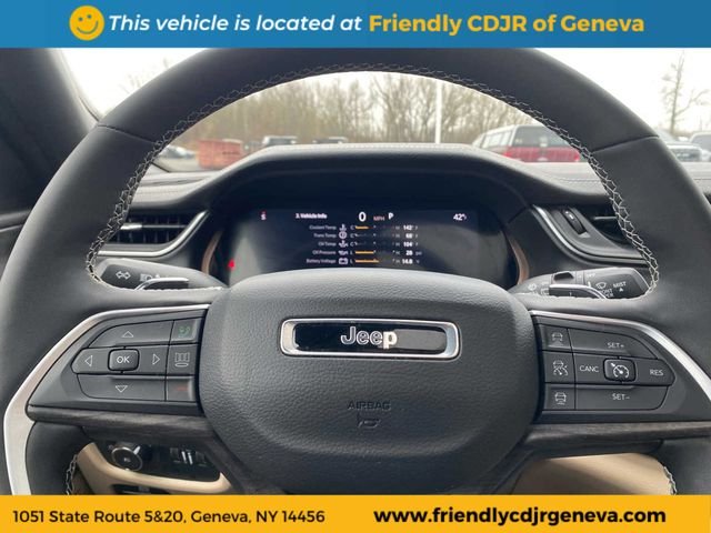 Used 2025 Gray Jeep Limited image 13