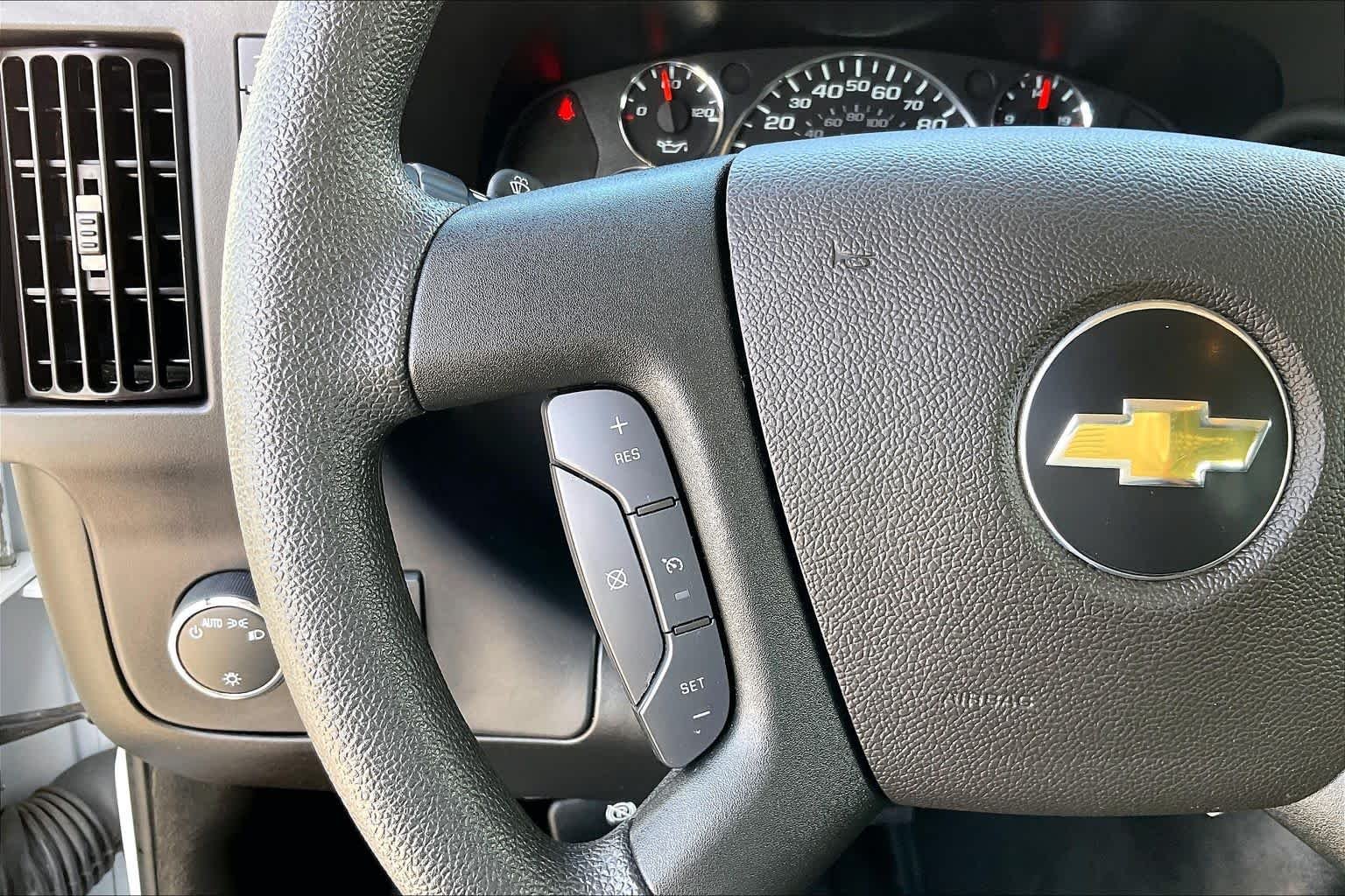 Used 2024 Summit White Chevrolet WT image 19