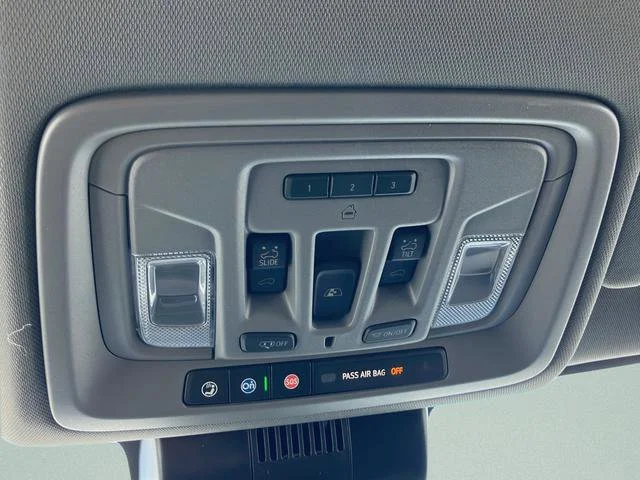 New 2026 Glacier White Tricoat GMC Denali image 25