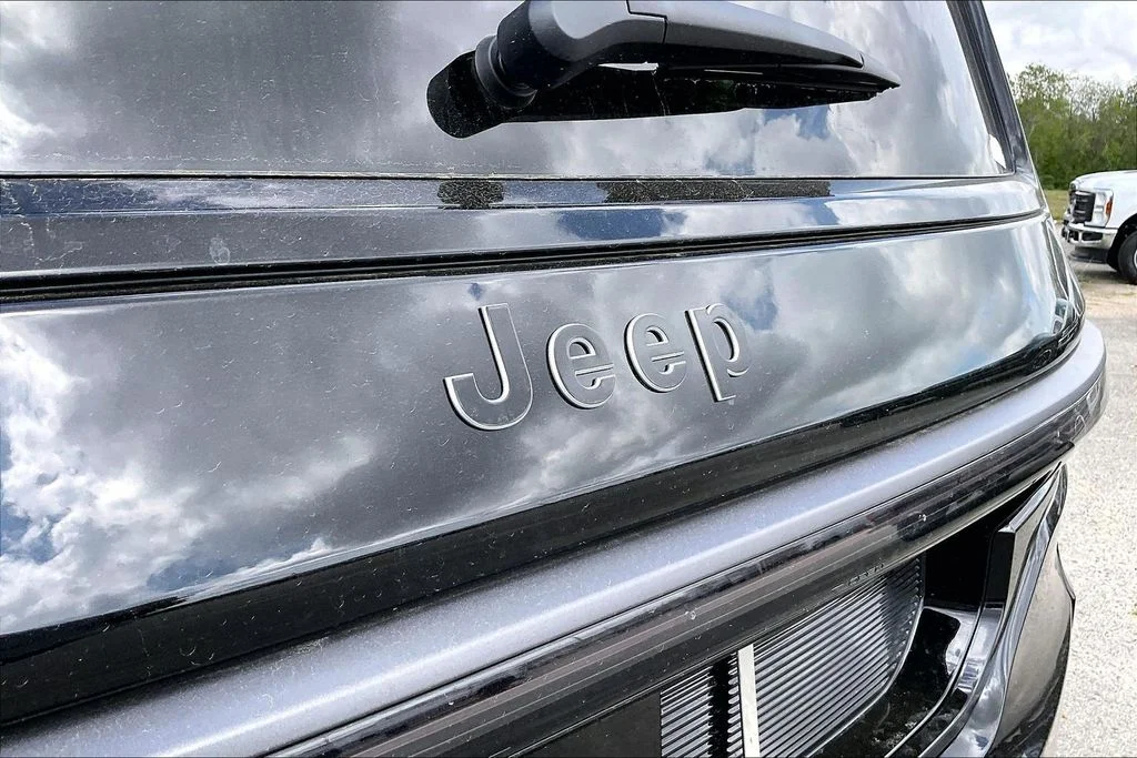 New 2026 Jeep Grand Wagoneer Limited Altitude 4D Sport Utility