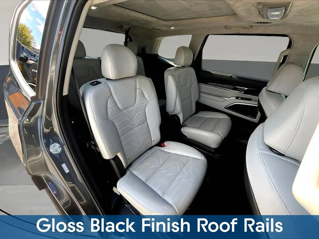 Used 2022 Gray Kia SX image 27
