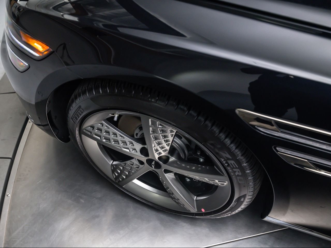 New 2026 Vik Black Genesis 2.5T SPORT PRESTIGE image 12