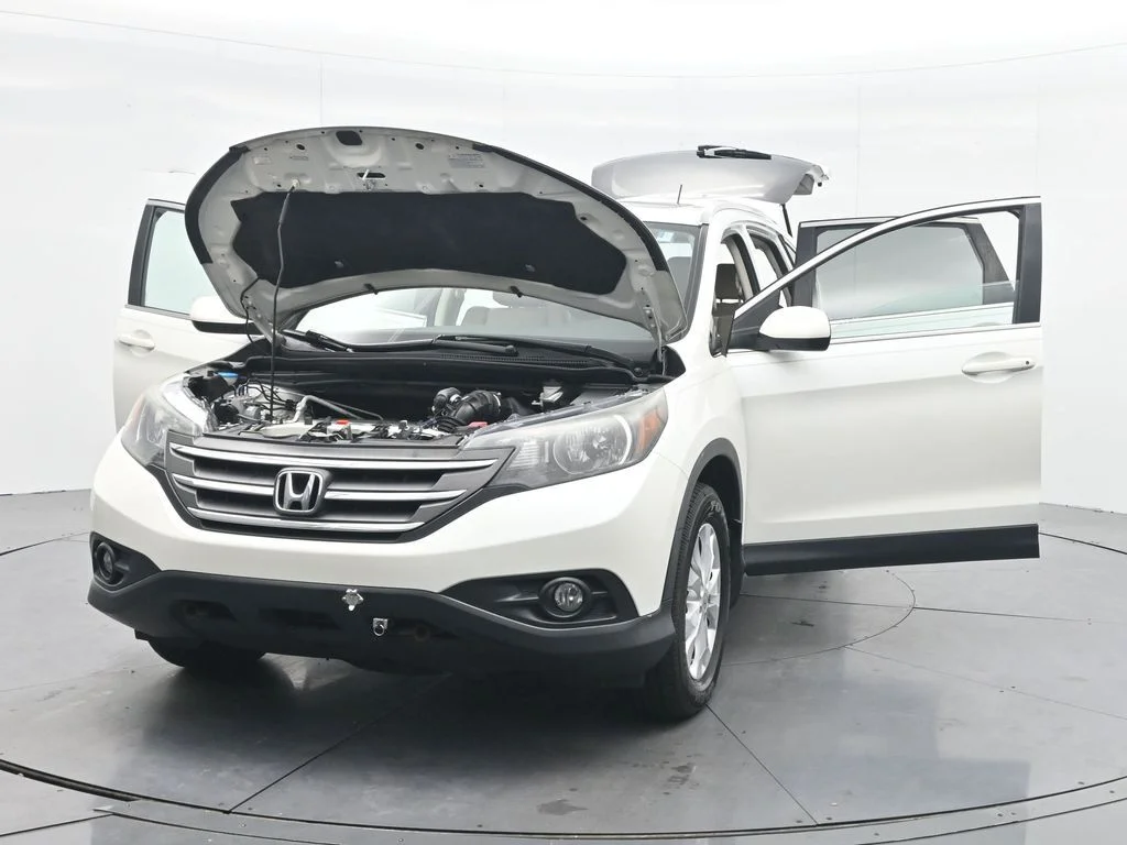Used 2014 White Honda EX-L image 43