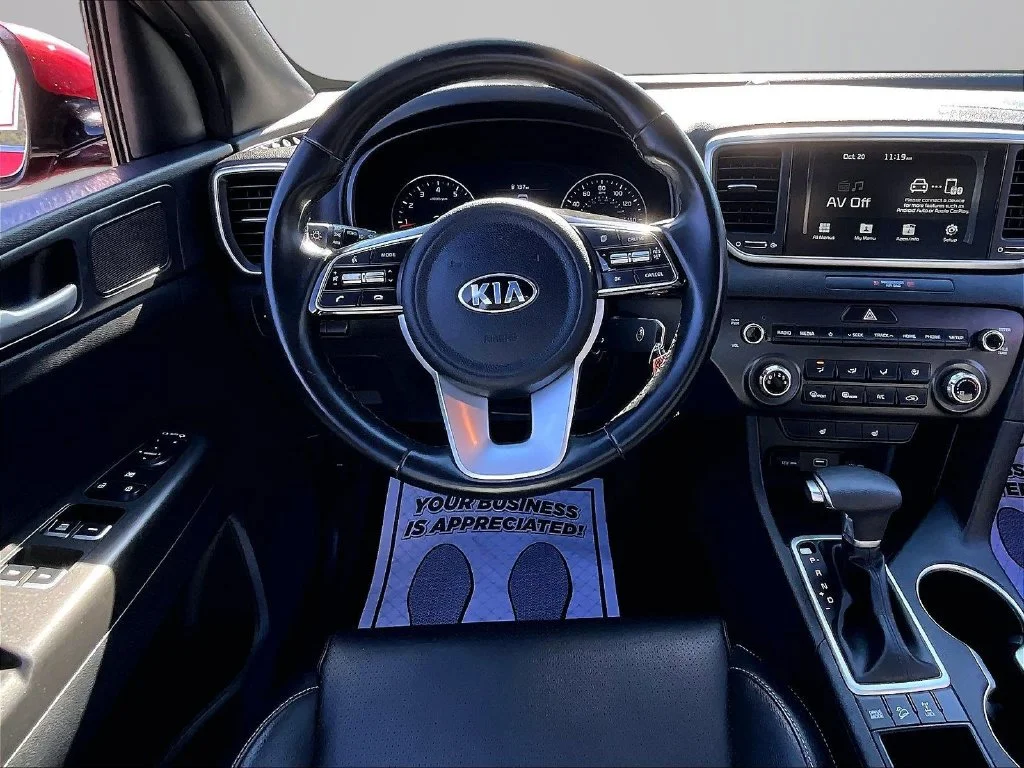 Used 2021 Red Kia S image 6