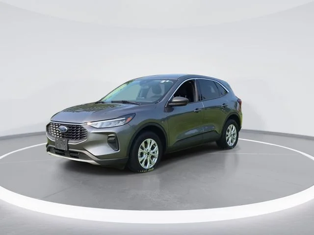 Used 2024 Gray Ford Active image 3
