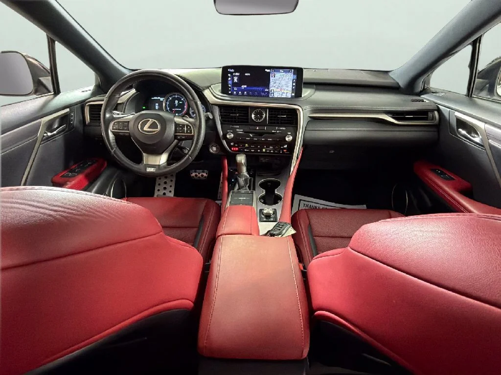 Used 2022 White Lexus F SPORT Handling image 33