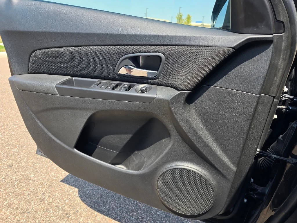 Used 2016 Black Granite Metallic Chevrolet LT image 17