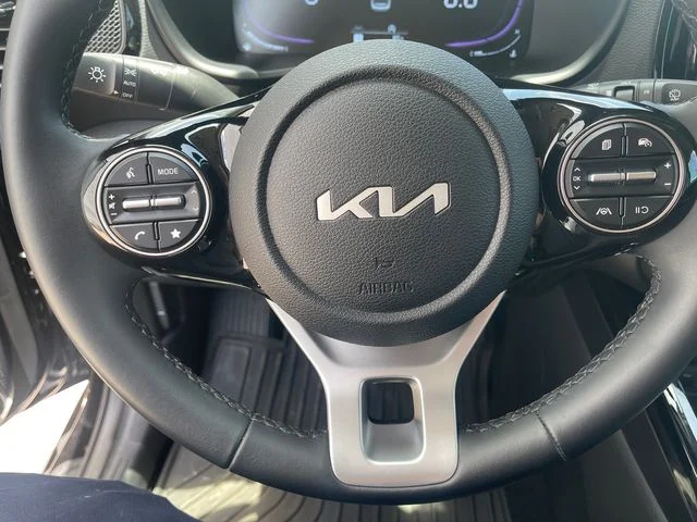 Used 2025 Black Kia EX image 15