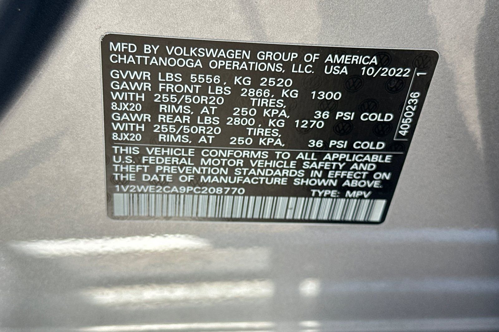 Certified Used 2023 Silver Metallic Volkswagen 3.6L V6 SE w/Technology image 28