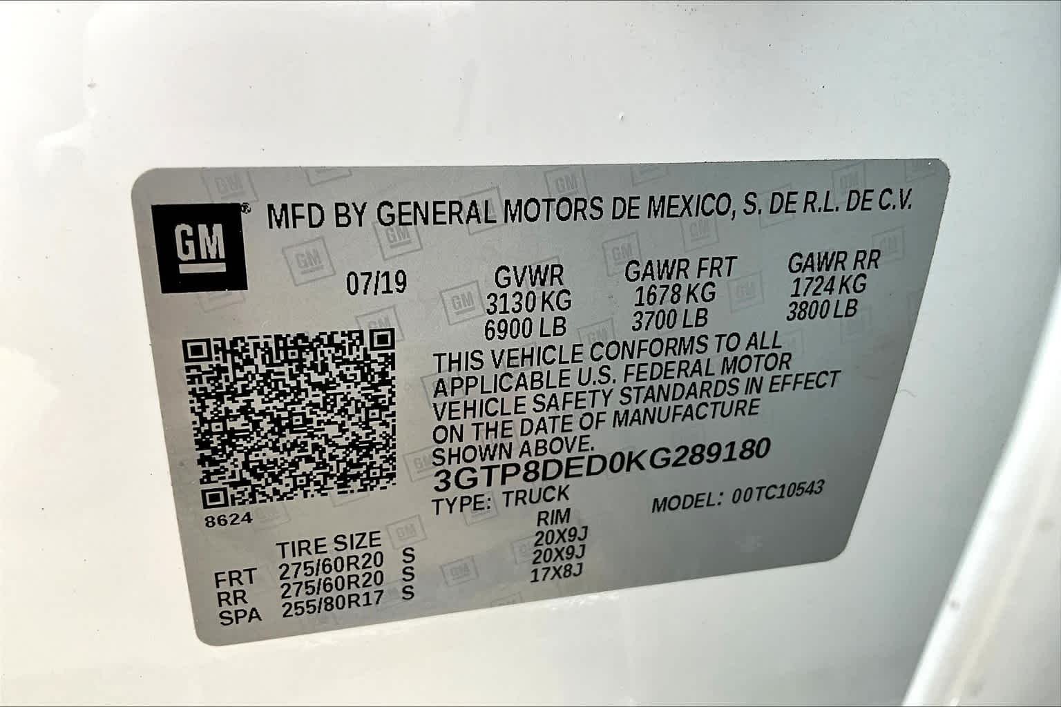 Used 2019 Summit White GMC SLT image 35