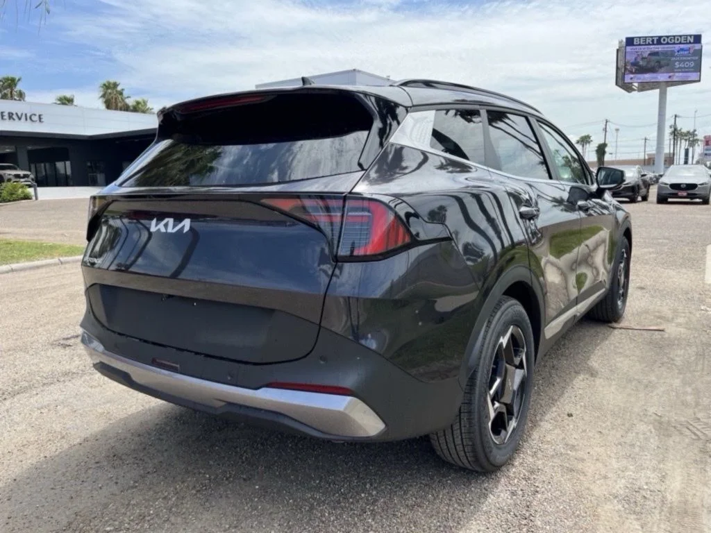 New 2026 Gray Kia EX image 5