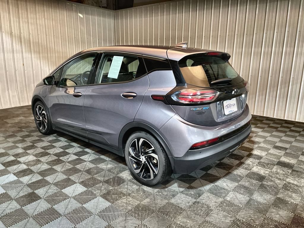 Used 2022 GRAY GHOST METALLIC Chevrolet 2LT image 6