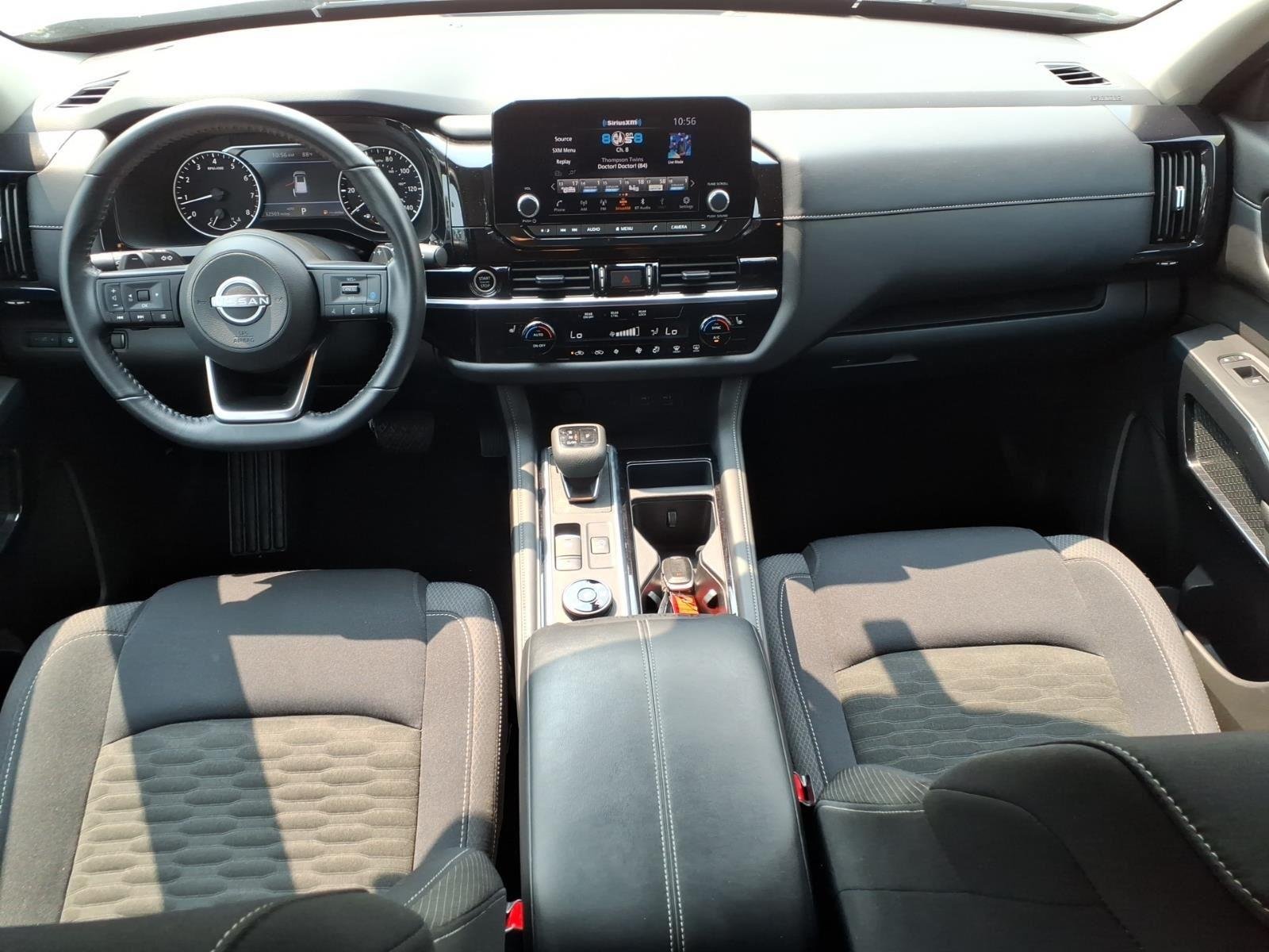 Used 2024 Pearl White Tricoat Nissan SV image 11