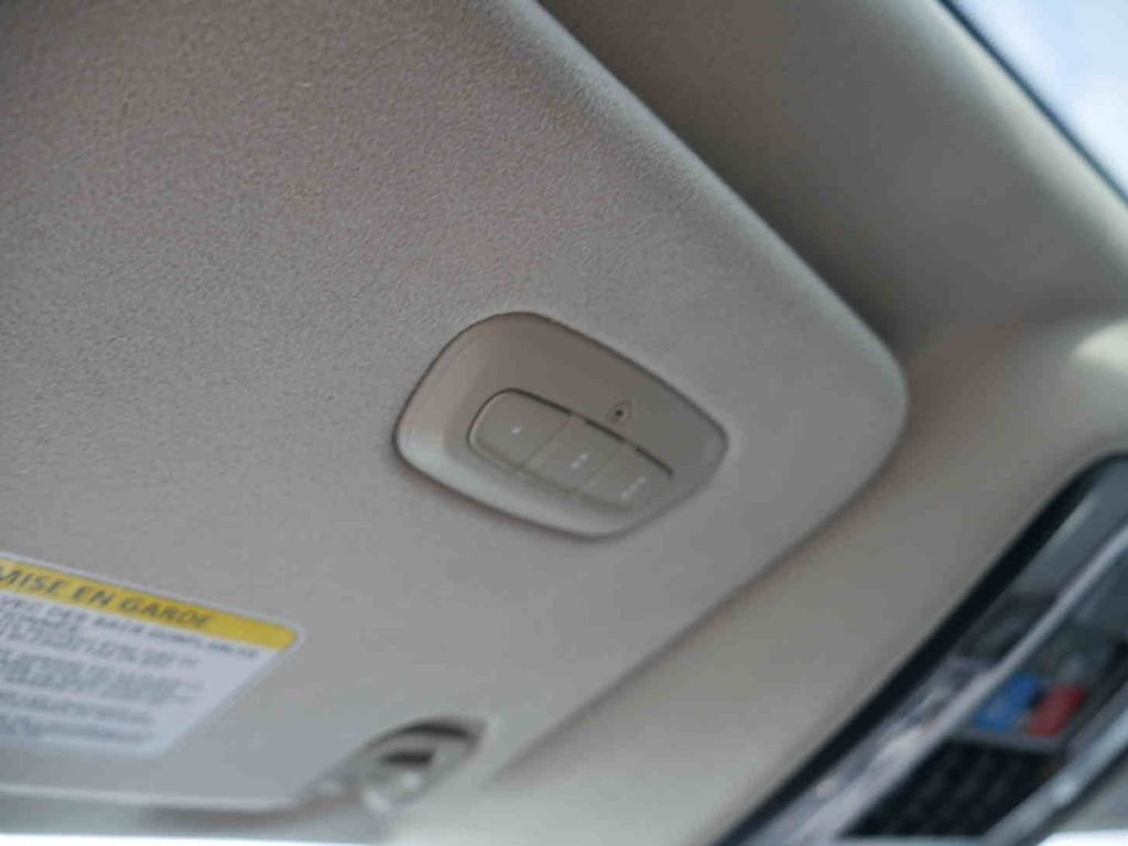 New 2026 Ivory White Tri-Coat Pearl-Coat Exterior Paint RAM  image 43