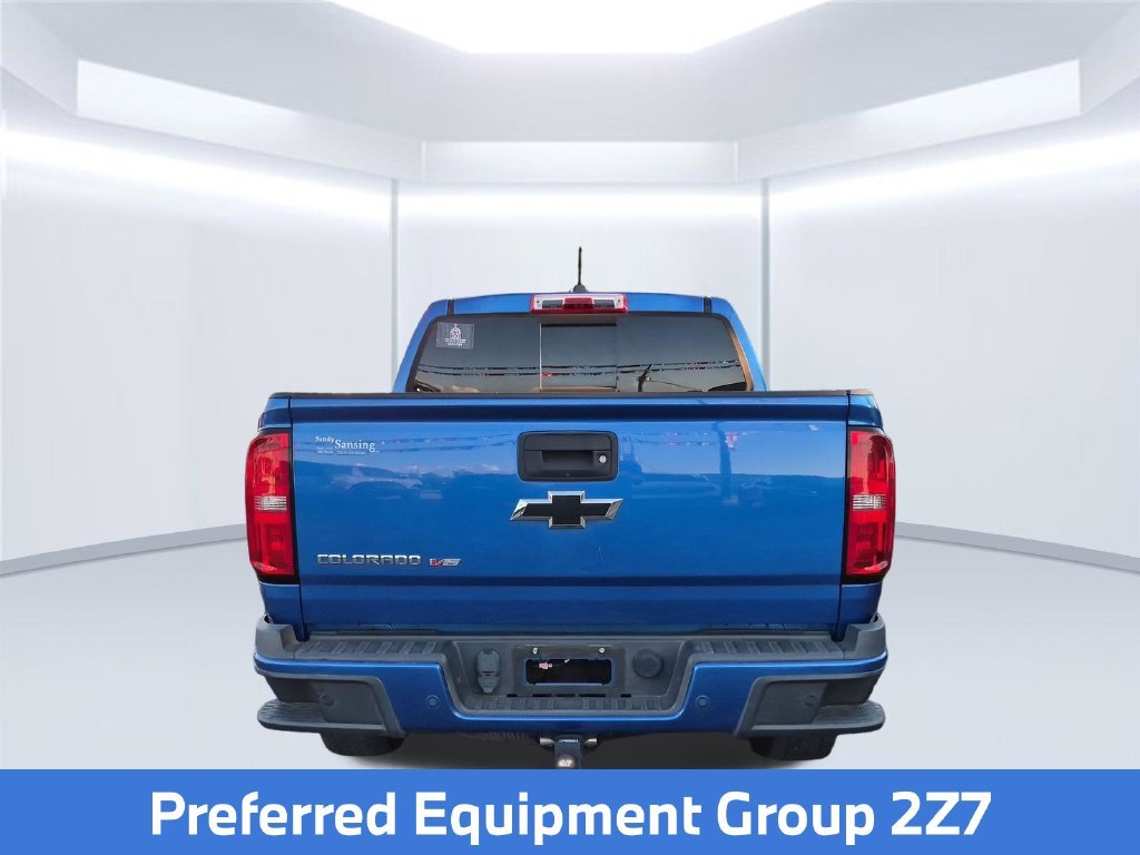 Used 2019 Blue Chevrolet Z71 image 3