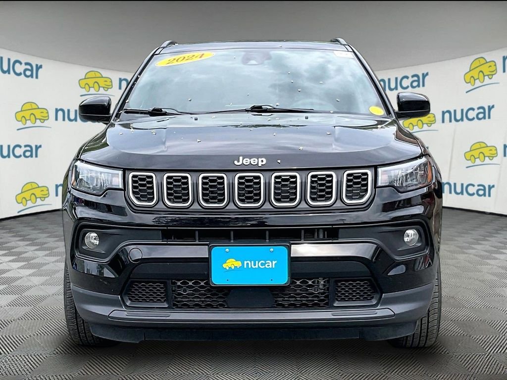 Used 2024 Black Jeep Latitude image 2