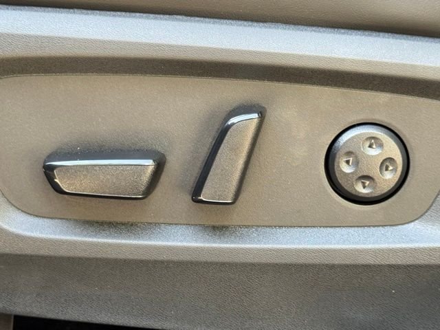 New 2026 HARBOR GRAY INFINITI Luxe AWD image 21