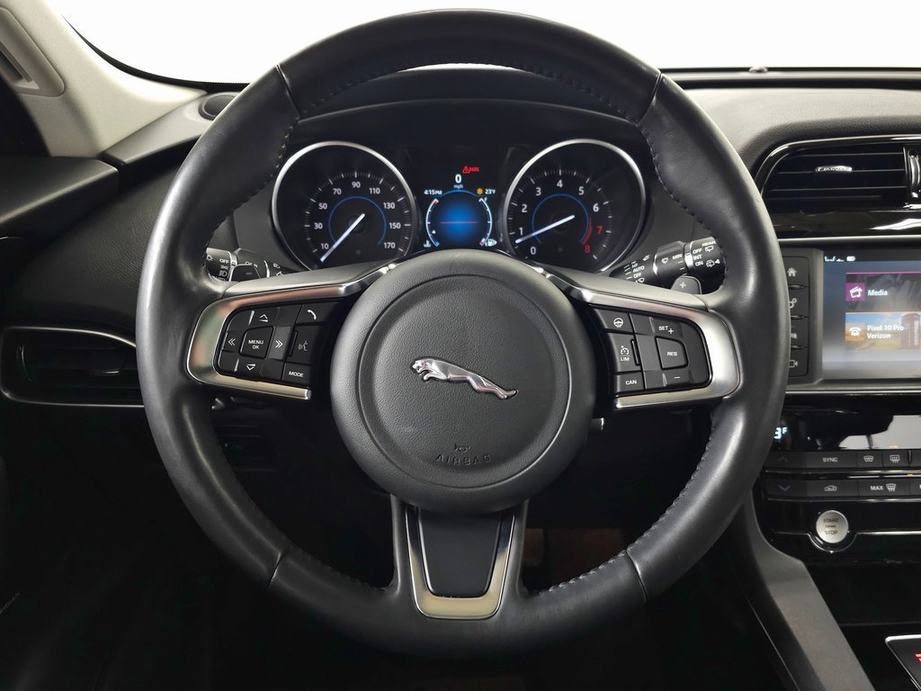 2018 JAGUAR F-PACE - Image 18